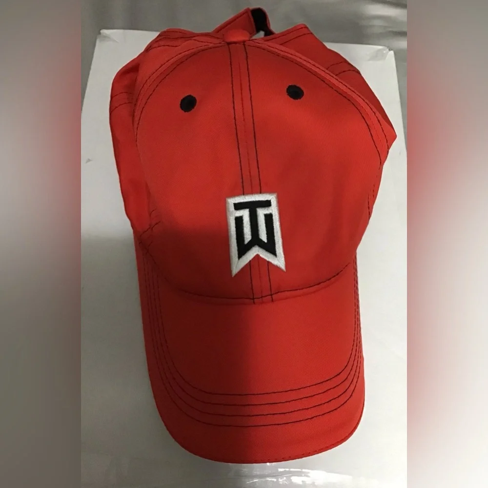 Nike x Tiger Woods Collection Red TW Logo Cap Pre-owned